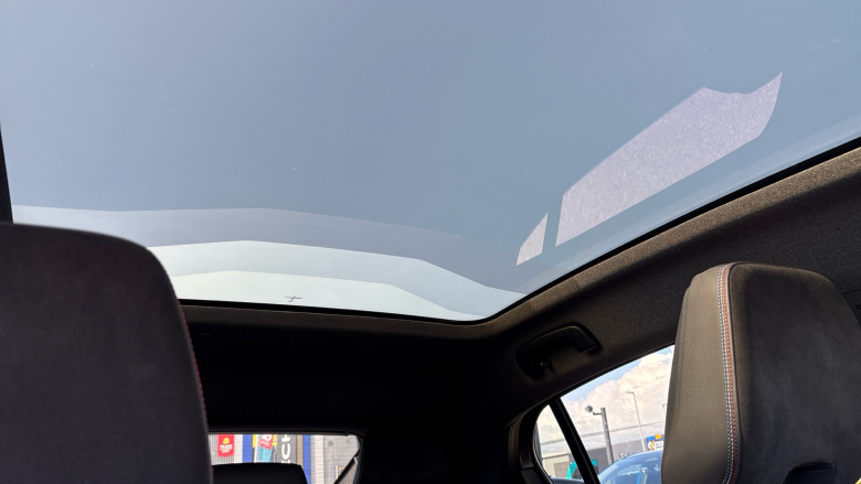 Renault Rafale E-Tech FHEV Iconic Esprit Alpine 5dr Auto 4C Hybrid Estate
